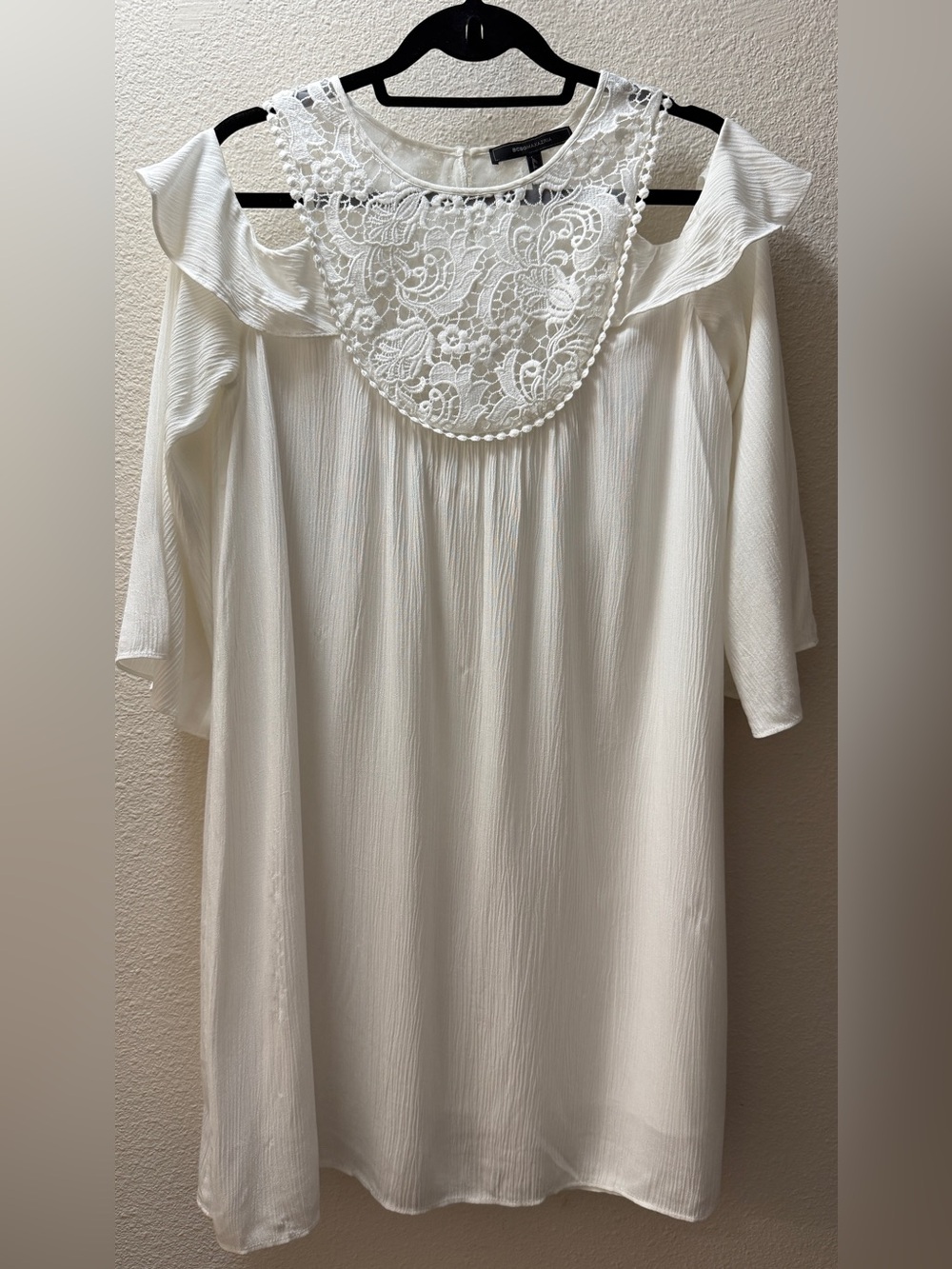 NWT BCBGMAXAZRIA White Lace Cold Shoulder Boho Dress M - Picture 3 of 14